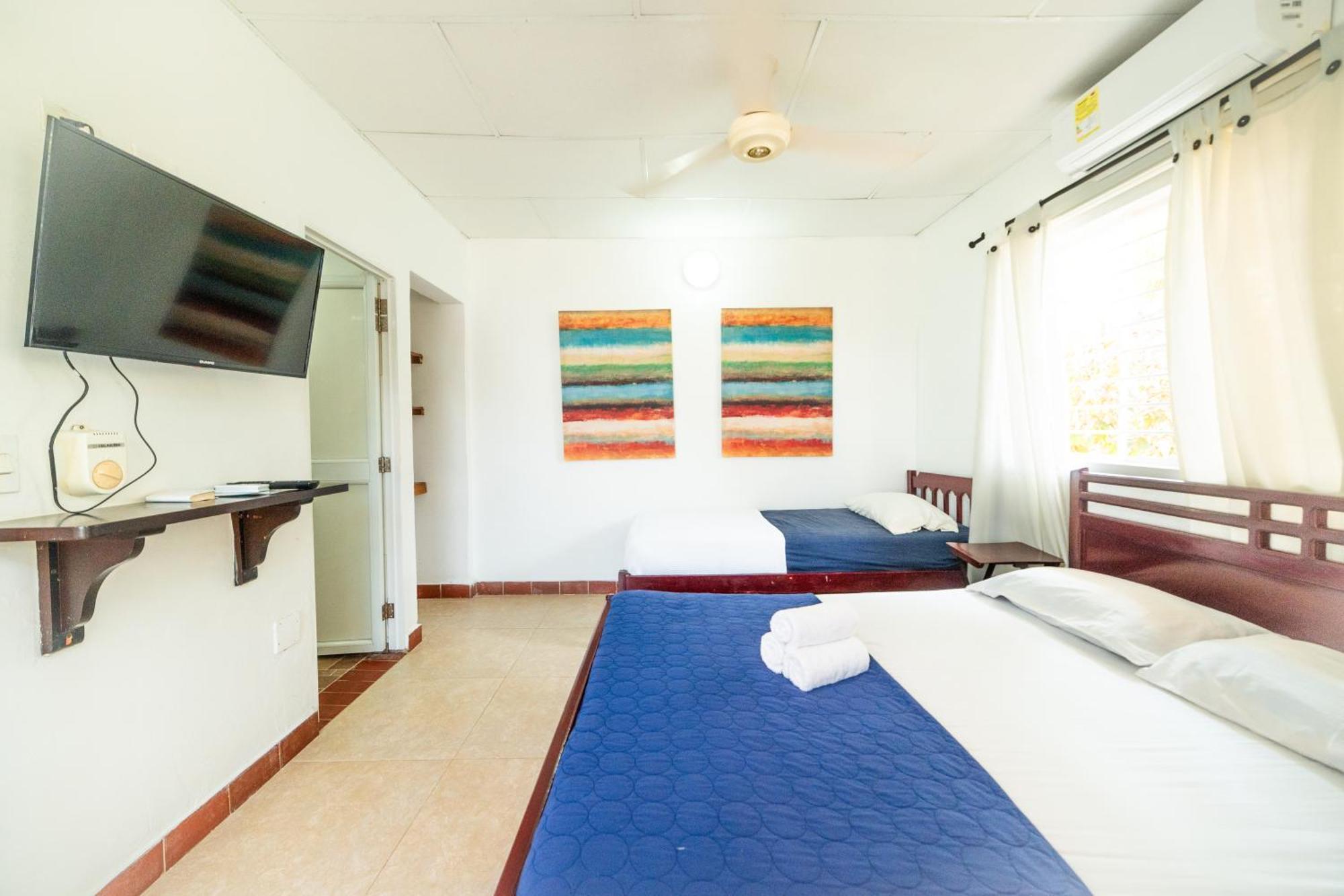 Hostal Del Mar - Tolu Exterior photo
