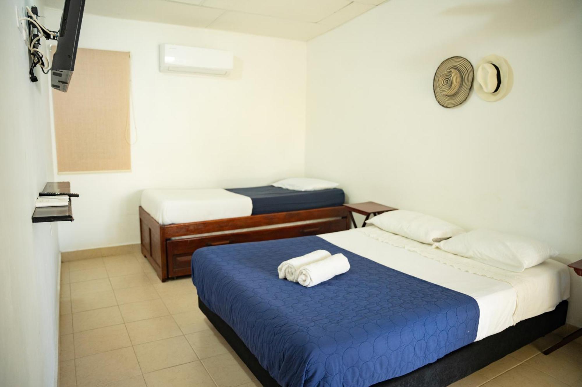 Hostal Del Mar - Tolu Exterior photo