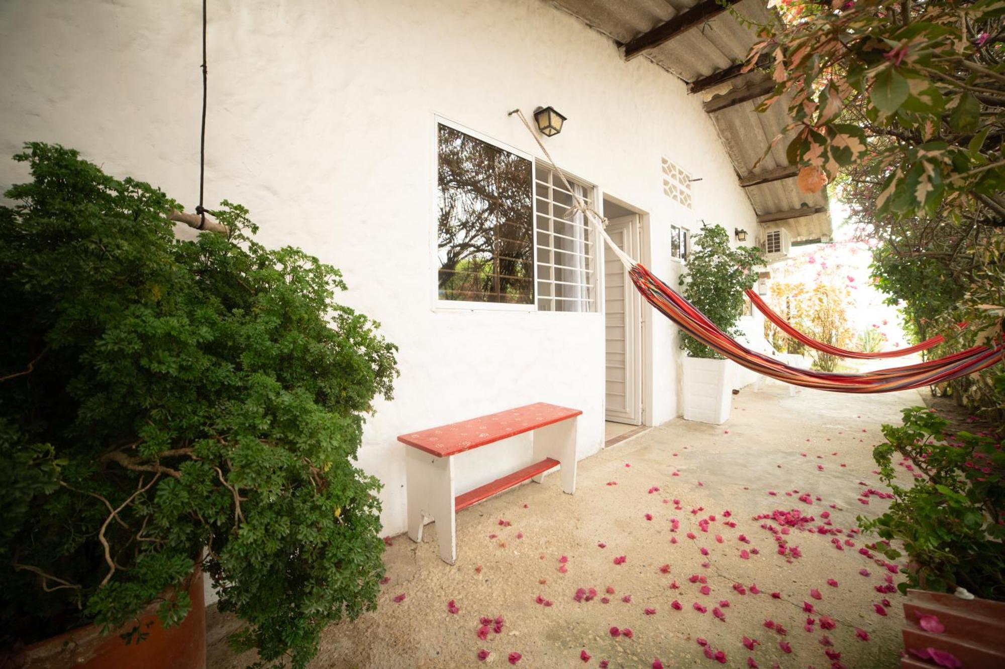 Hostal Del Mar - Tolu Exterior photo
