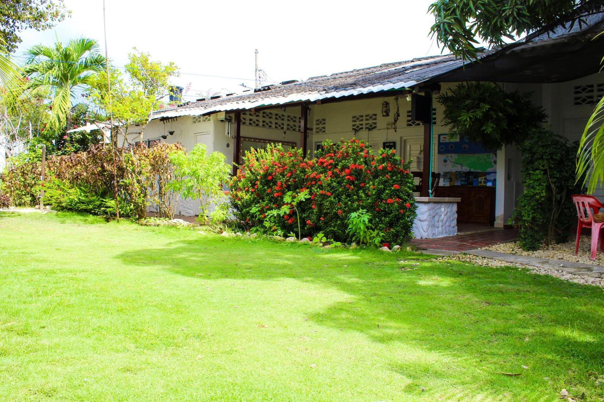 Hostal Del Mar - Tolu Exterior photo